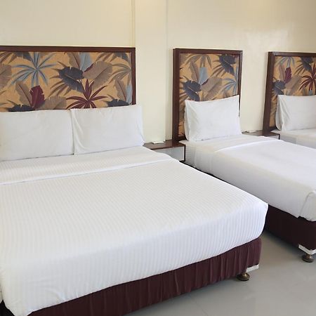 Eon Centennial Resort Hotel & Waterpark Iloilo City Pokoj fotografie
