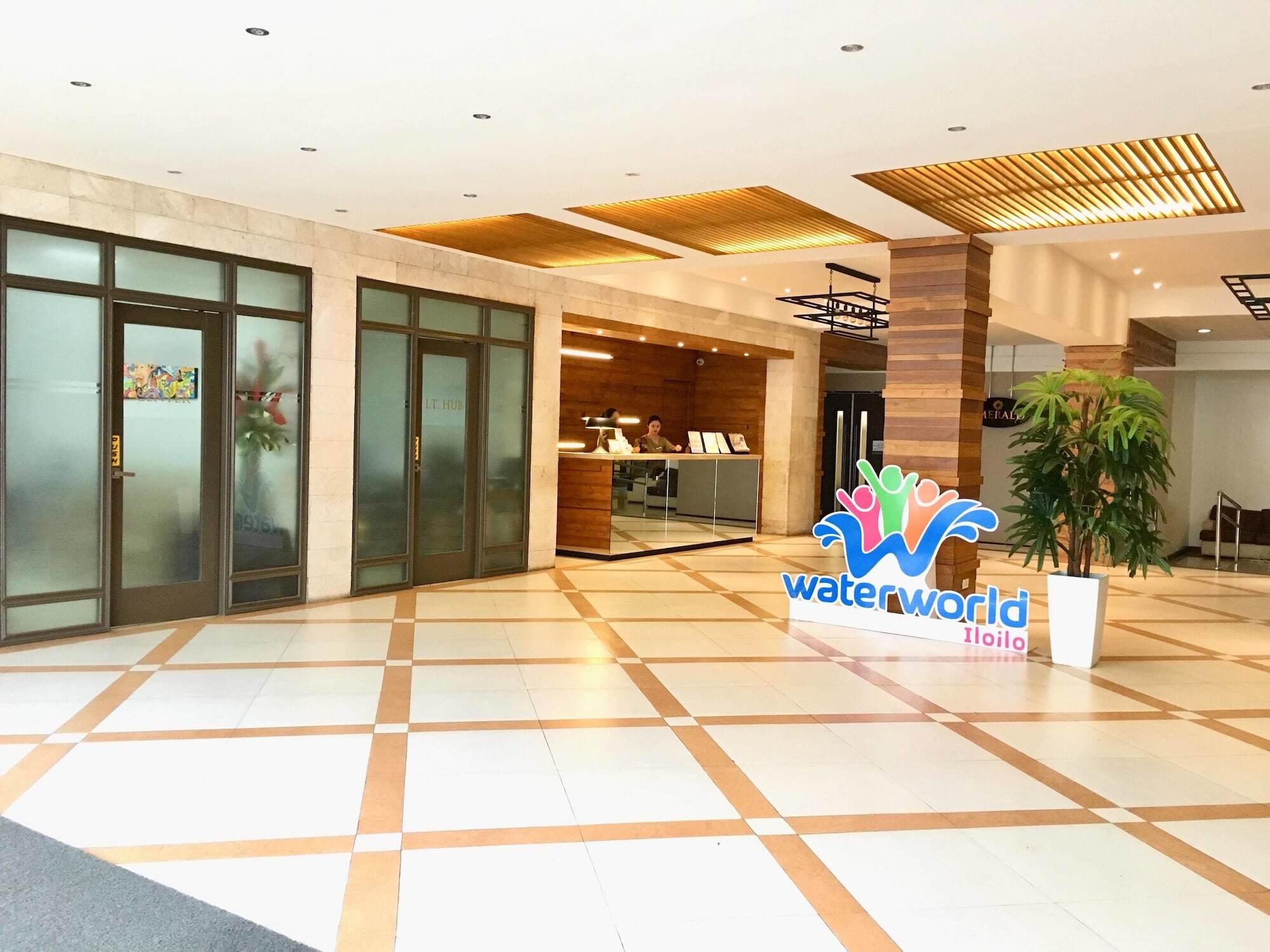 Eon Centennial Resort Hotel & Waterpark Iloilo City Exteriér fotografie